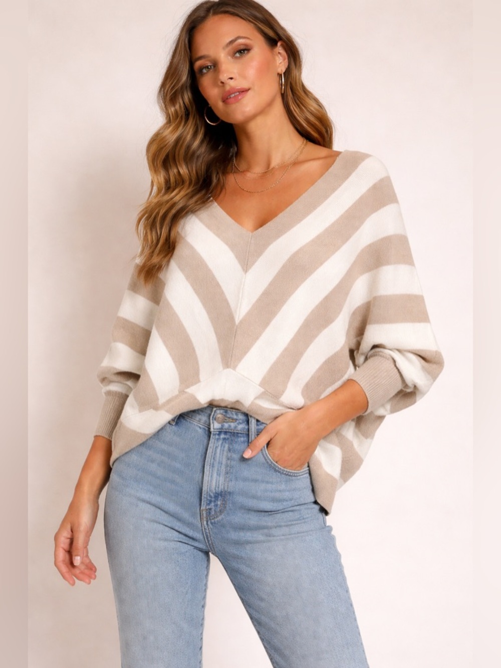 Philosophy Striped V-Neck Sweater in Beige and White